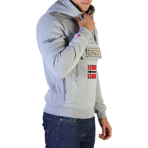 Geographical Norway - Gymclass007_man